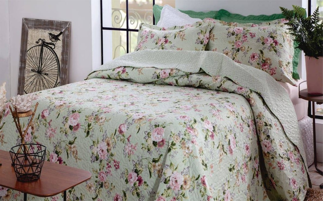 Kit 1 Cobre-leito Casal Bouti Microfibra Ultrasonic Estampada 2,20 x 2,40 m + 2 Porta-travesseiros - Carol Kit 1 Cobre-leito Casal Bouti Microfibra Ultrasonic Estampada 2,20 x 2,40 m + 2 Porta-travesseiros - Carol