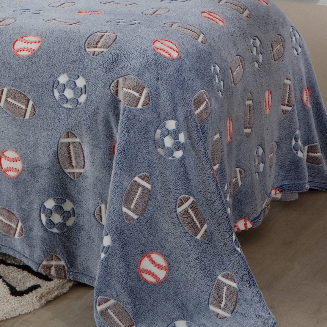 Manta Infantil Solteiro Microfibra Soft Brilha no Escuro - Sports Manta Infantil Solteiro Microfibra Soft Brilha no Escuro - Sports