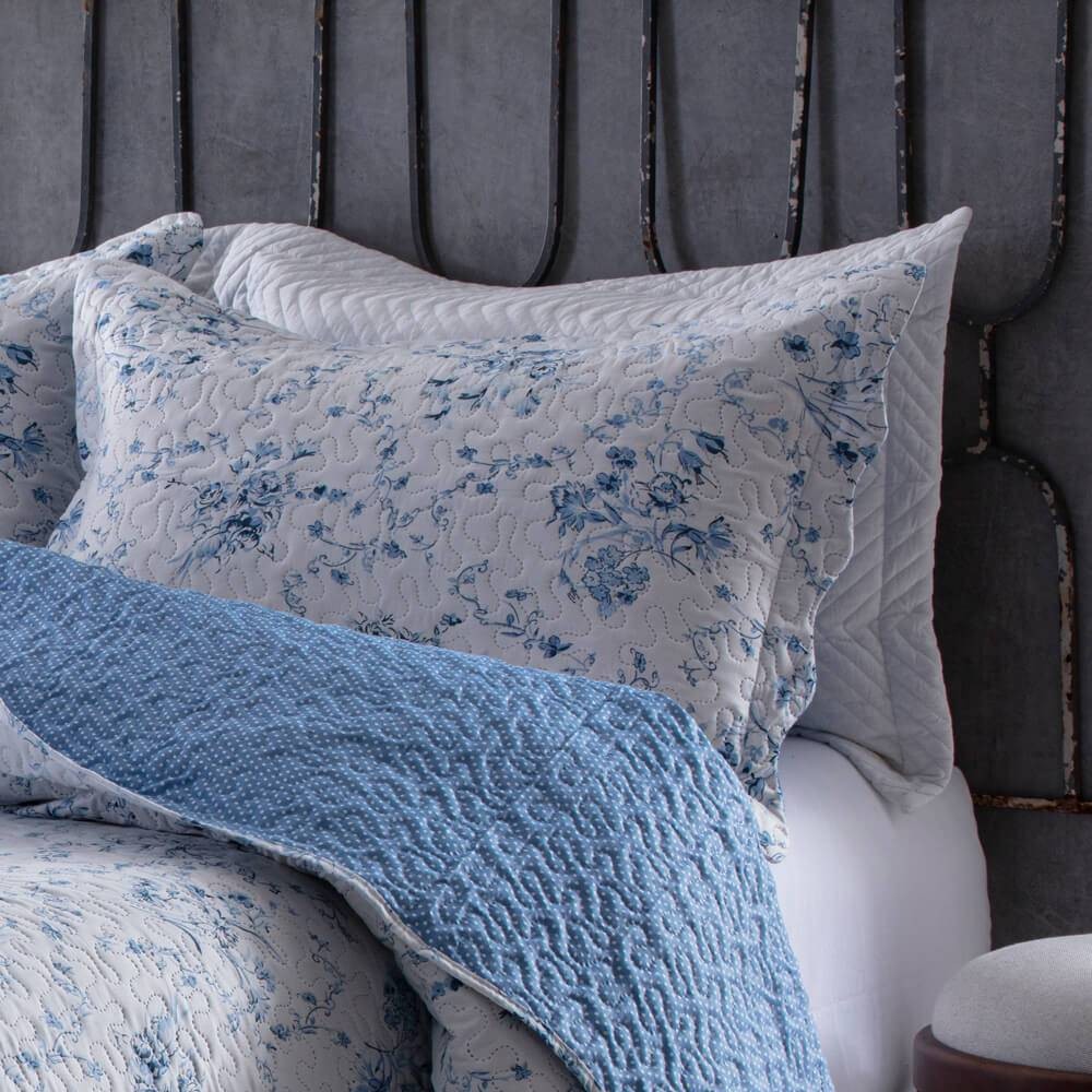 Kit  Cobre-leito Casal Bouti Microfibra Ultrasonic Estampada 2,20 x 2,40 m + 2 Porta-travesseiros - Yoani