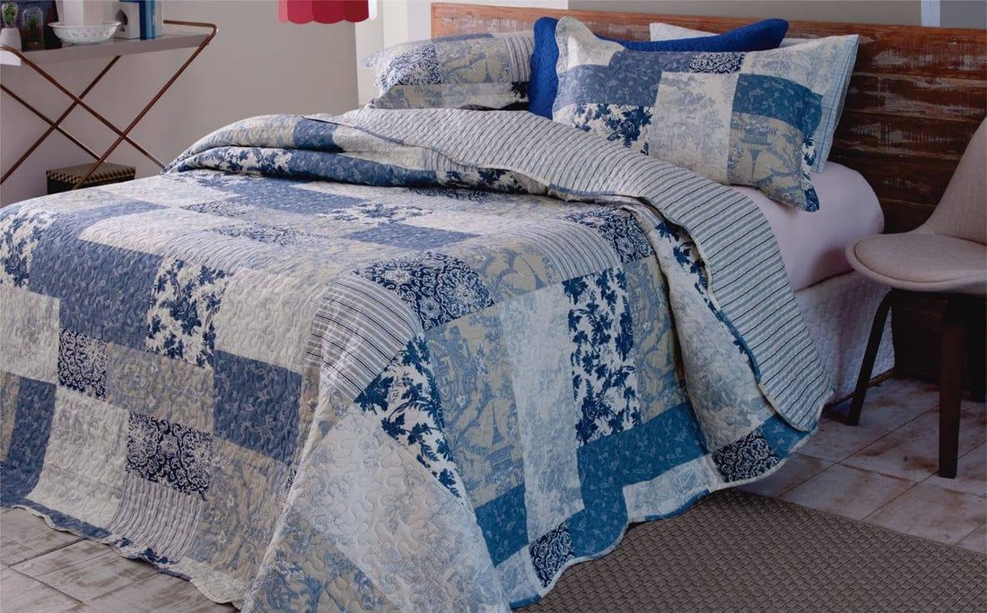 Kit 1 Cobre-leito Queen Bouti Microfibra Ultrasonic Estampada 2,40 x 2,60 m + 2 Porta-travesseiros - Karla Kit 1 Cobre-leito Queen Bouti Microfibra Ultrasonic Estampada 2,40 x 2,60 m + 2 Porta-travesseiros - Karla