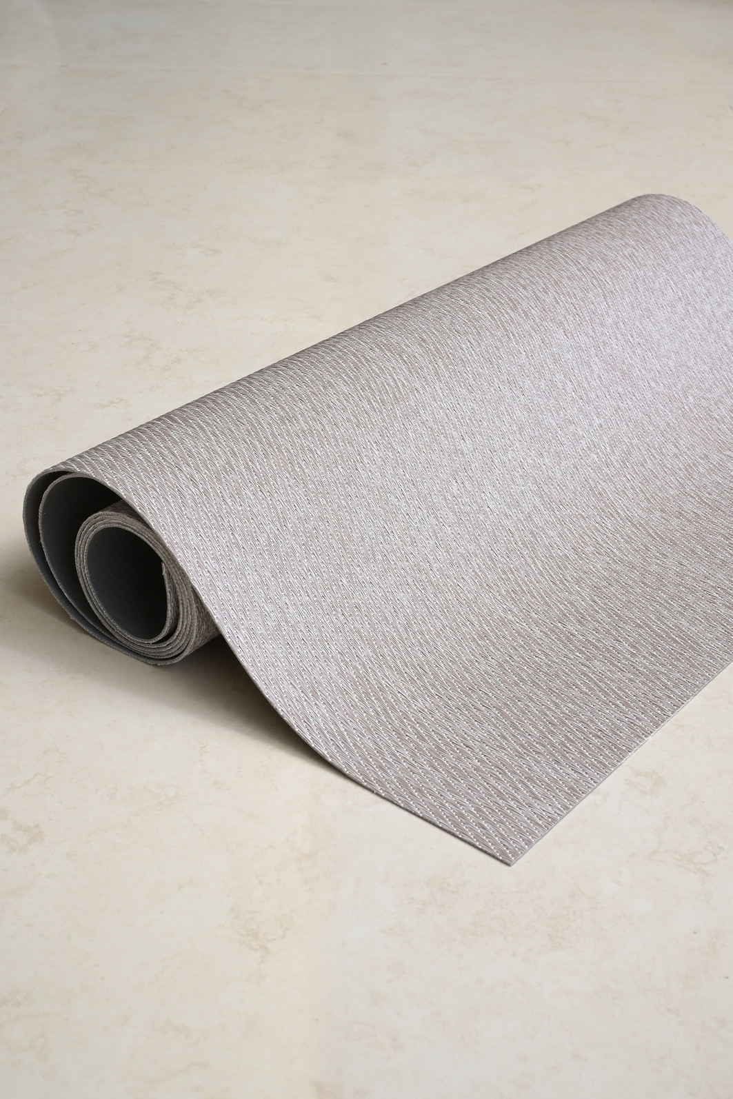 Tapete Passadeira PVC Antiderrapante Cotele Bege 65x300 Tapete Passadeira PVC Antiderrapante Cotele Bege 65x300