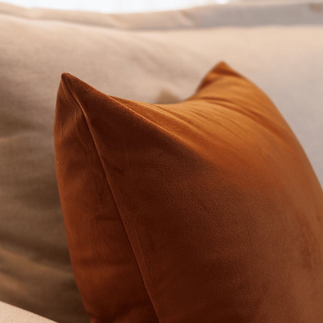 Capa de Almofada Veludo Premium Decorativa - Terracota 50cm x 50cm Capa de Almofada Veludo Premium Decorativa - Terracota 50cm x 50cm