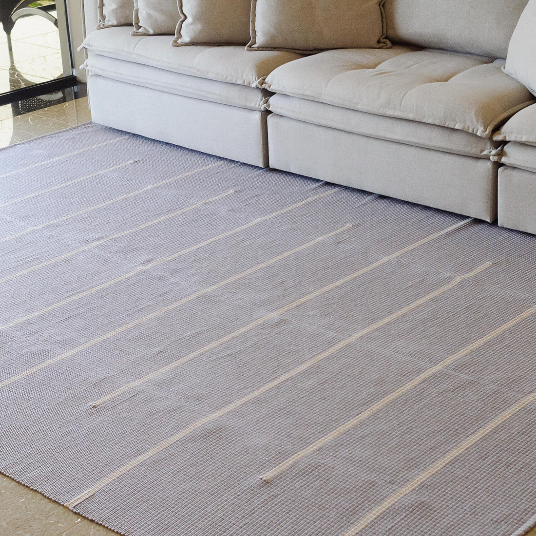 Tapete Artesanal Trama Basic de Sala Listras Cinza 200x300