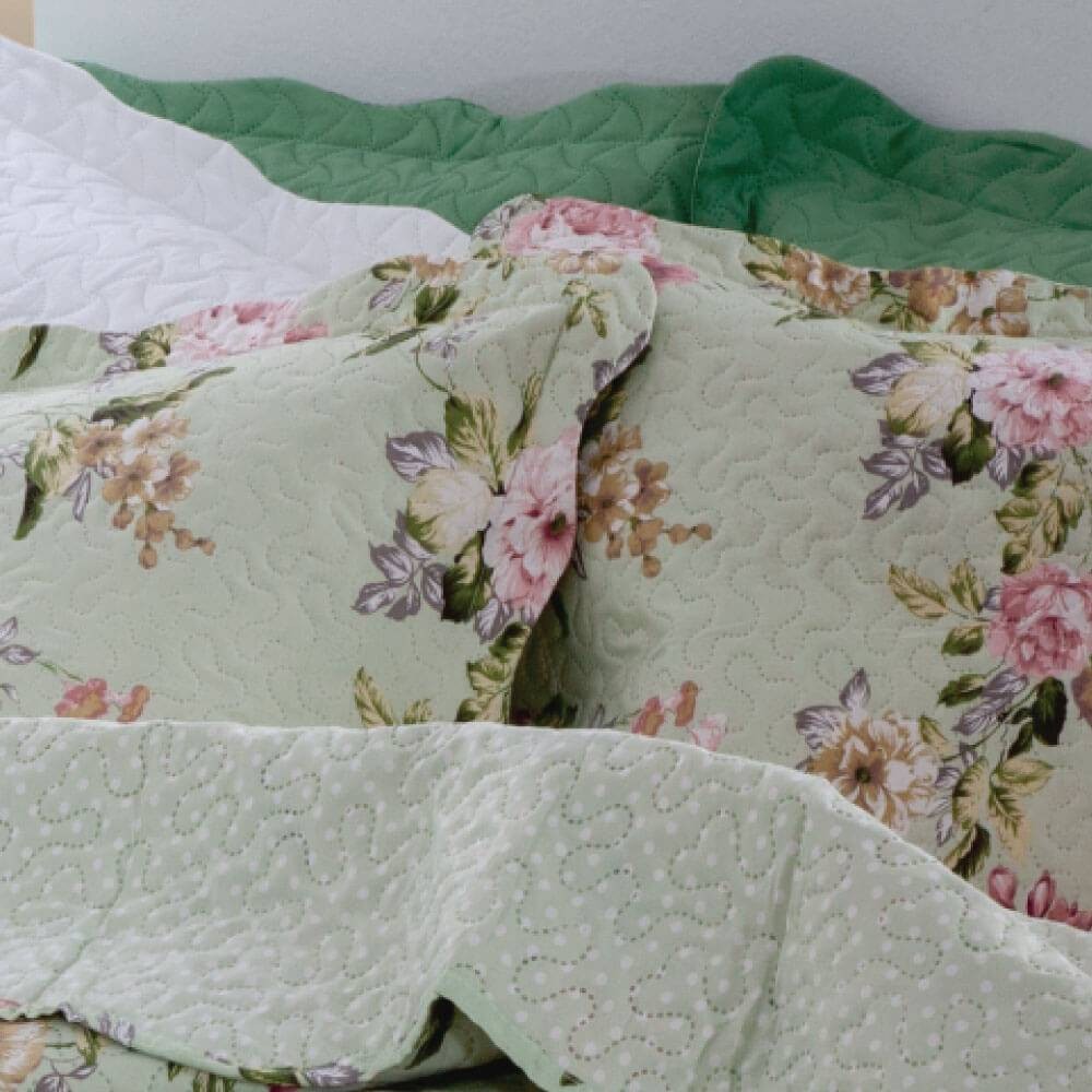 Kit 1 Cobre-leito Casal Bouti Microfibra Ultrasonic Estampada 2,20 x 2,40 m + 2 Porta-travesseiros - Carol Kit 1 Cobre-leito Casal Bouti Microfibra Ultrasonic Estampada 2,20 x 2,40 m + 2 Porta-travesseiros - Carol