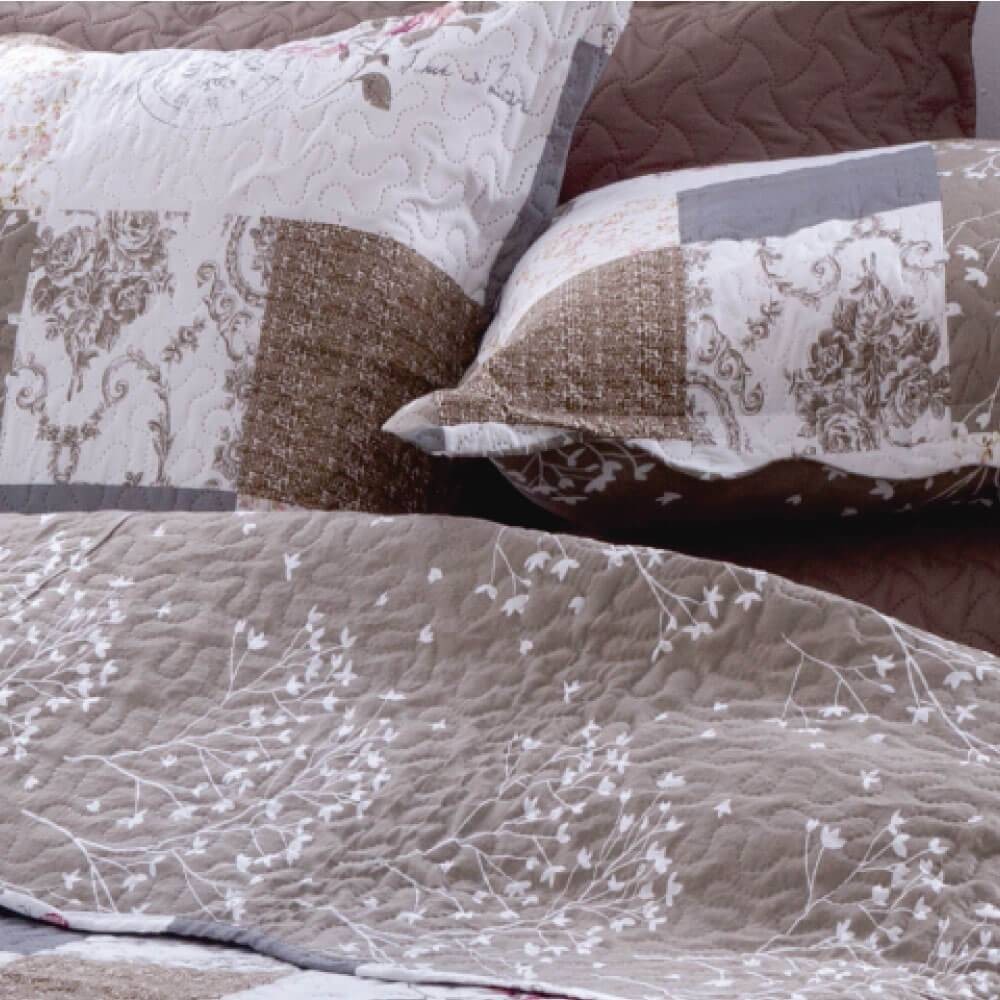 Kit 1 Cobre-leito Queen Bouti Microfibra Ultrasonic Estampada 2,40 x 2,60 m + 2 Porta-travesseiros - Maya