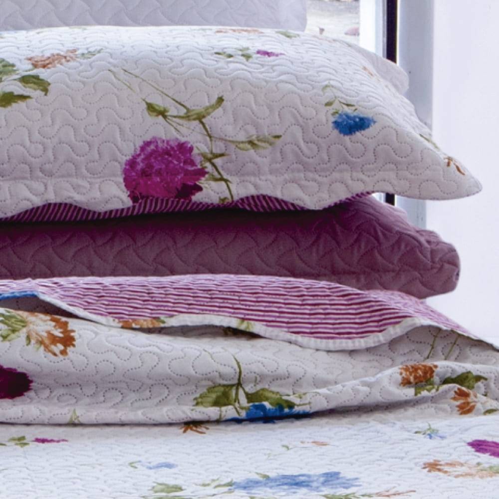 Kit  Cobre leito Casal Bouti Microfibra Ultrasonic Estampada 2,20 x 2,40 m + 2 Porta-travesseiros - Anna