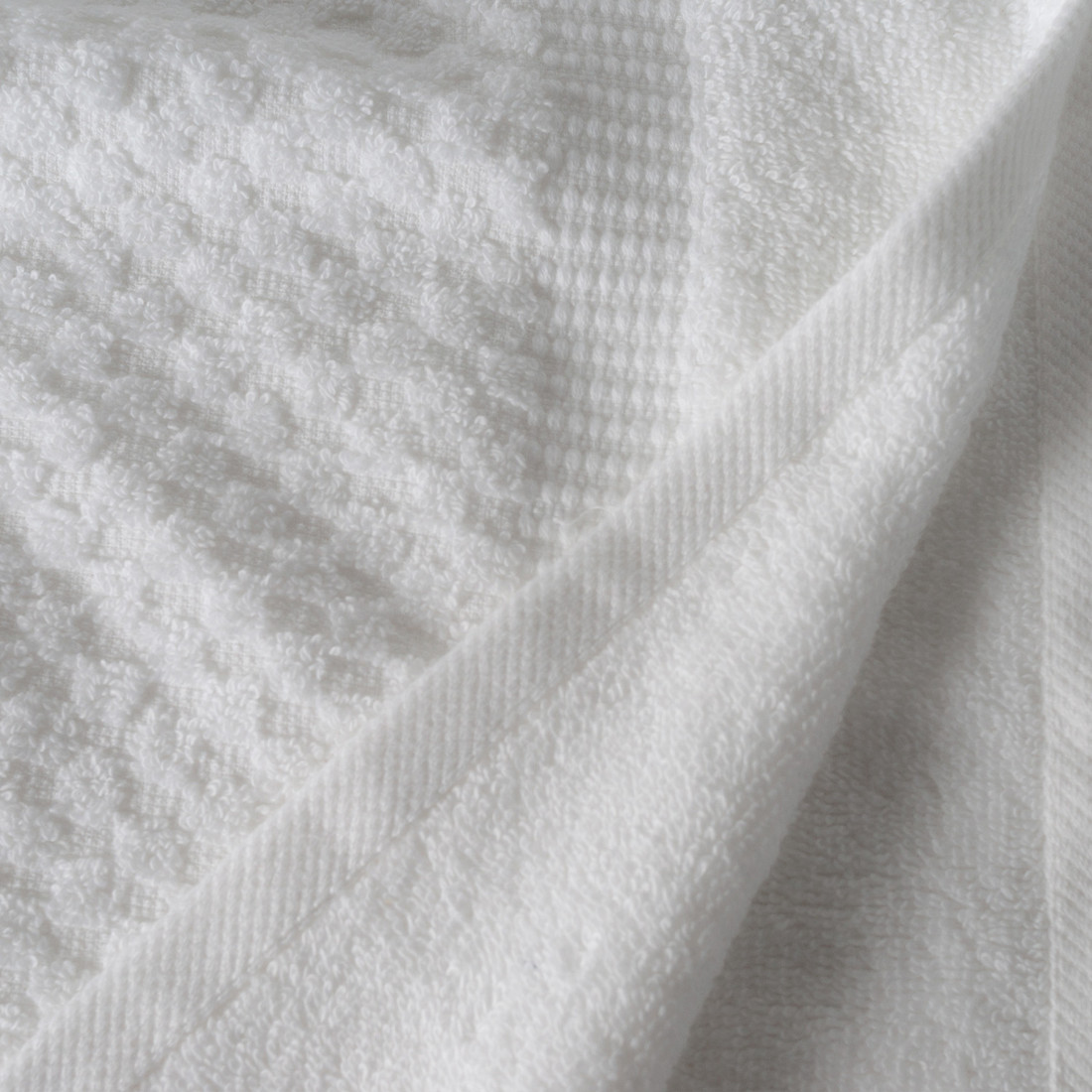 Jogo de Toalha 4 Peças Porto - Branco e Chumbo Jogo Banhão Jogo de Toalha 4 Peças Porto - Branco e Chumbo Jogo Banhão