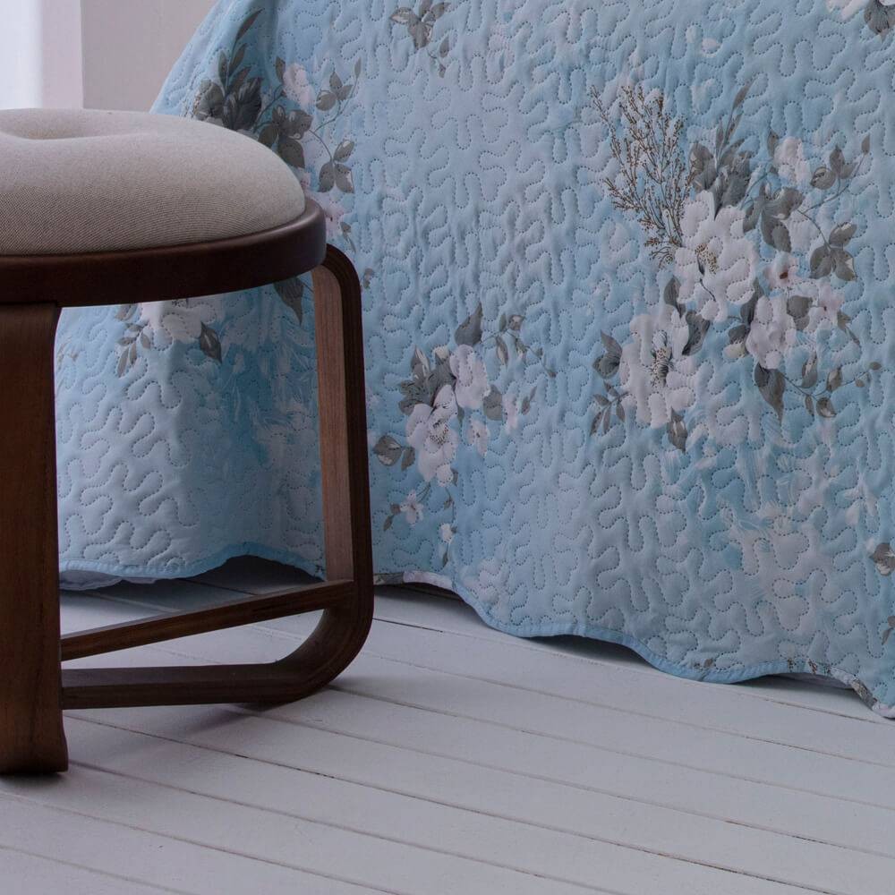 Kit  Cobre leito Queen Bouti Microfibra Ultrasonic Estampada 2,40 x 2,60 m + 2 Porta-travesseiros - Marie