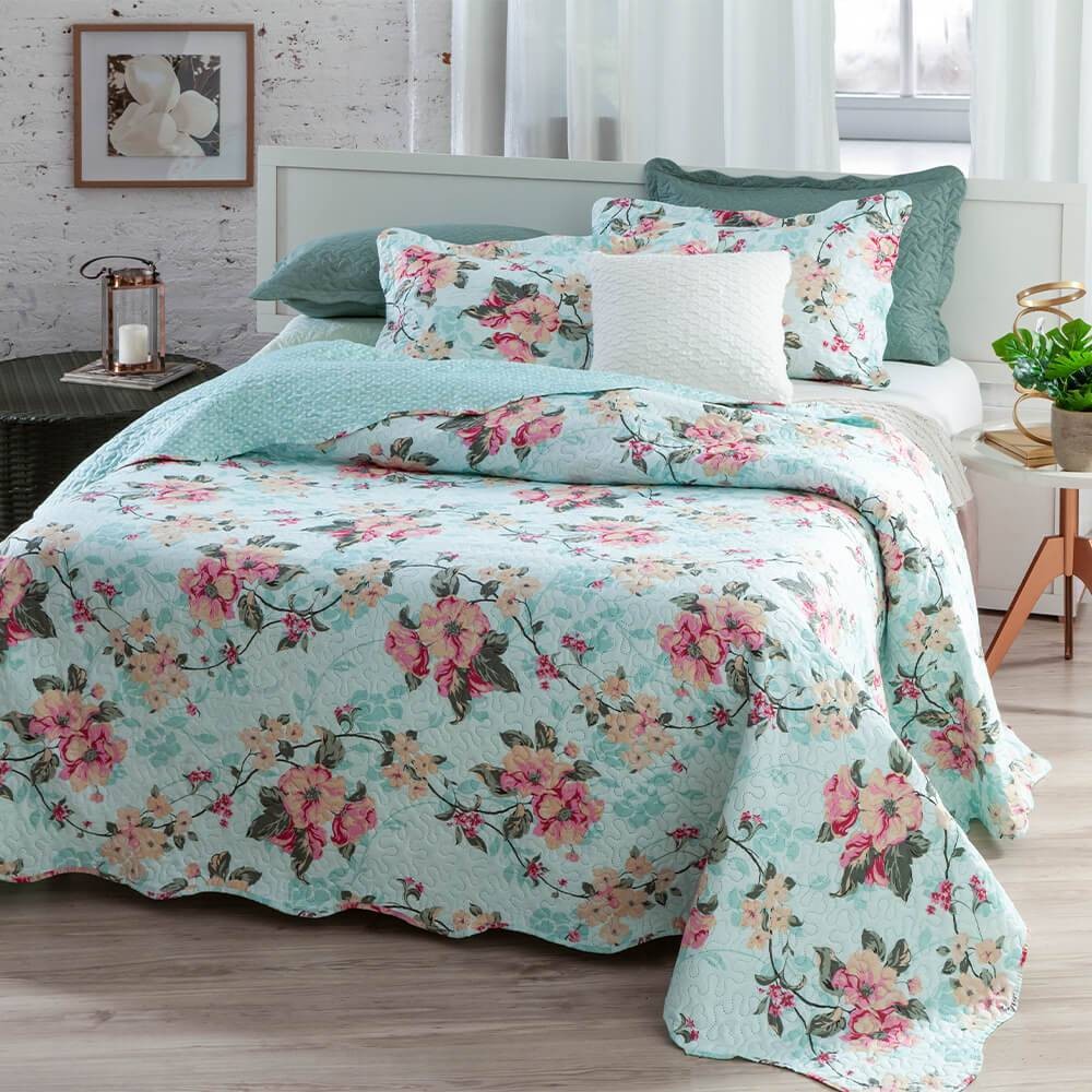 Kit 3 Peças Cobre leito Casal Bouti Microfibra Ultrasonic Estampada + 2 Porta-travesseiros - Liv Kit 3 Peças Cobre leito Casal Bouti Microfibra Ultrasonic Estampada + 2 Porta-travesseiros - Liv