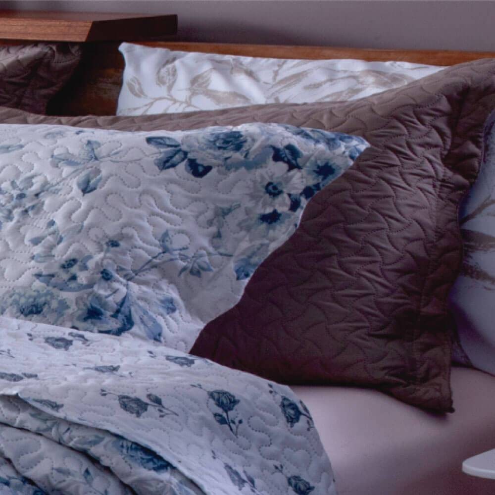 Kit 1 Cobre-leito King Bouti Microfibra Ultrasonic Estampada 2,60 x 2,80 m + 2 Porta-travesseiros - Gio