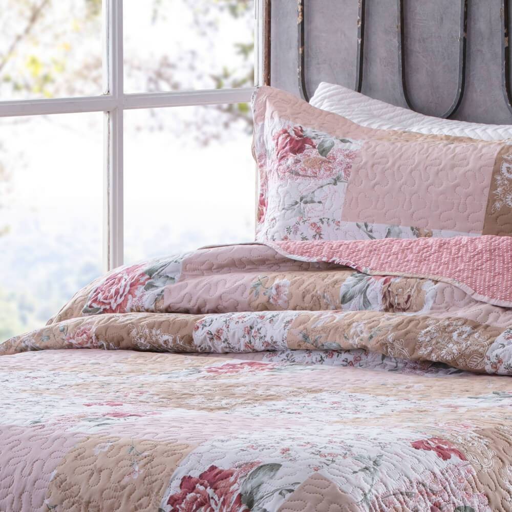 Kit  Cobre leito Queen Bouti Microfibra Ultrasonic Estampada 2,40 x 2,60 m + 2 Porta-travesseiros - Teresa