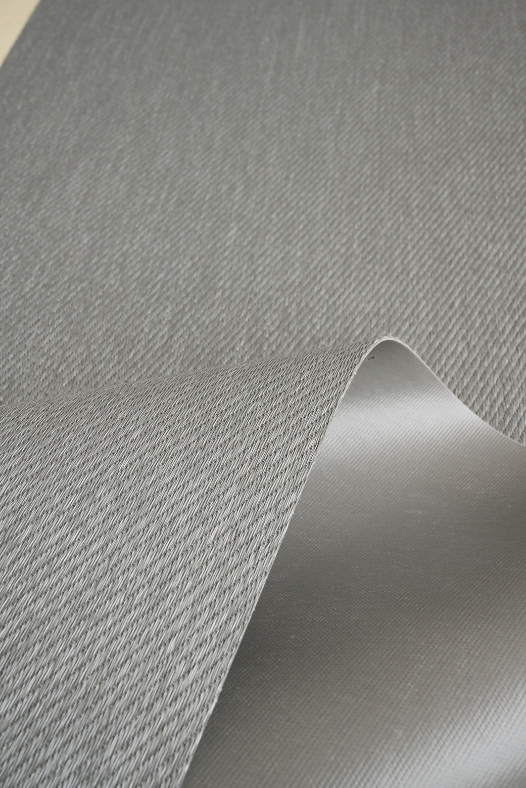 Tapete Passadeira PVC Antiderrapante Cotele Cinza 65x125 Tapete Passadeira PVC Antiderrapante Cotele Cinza 65x125