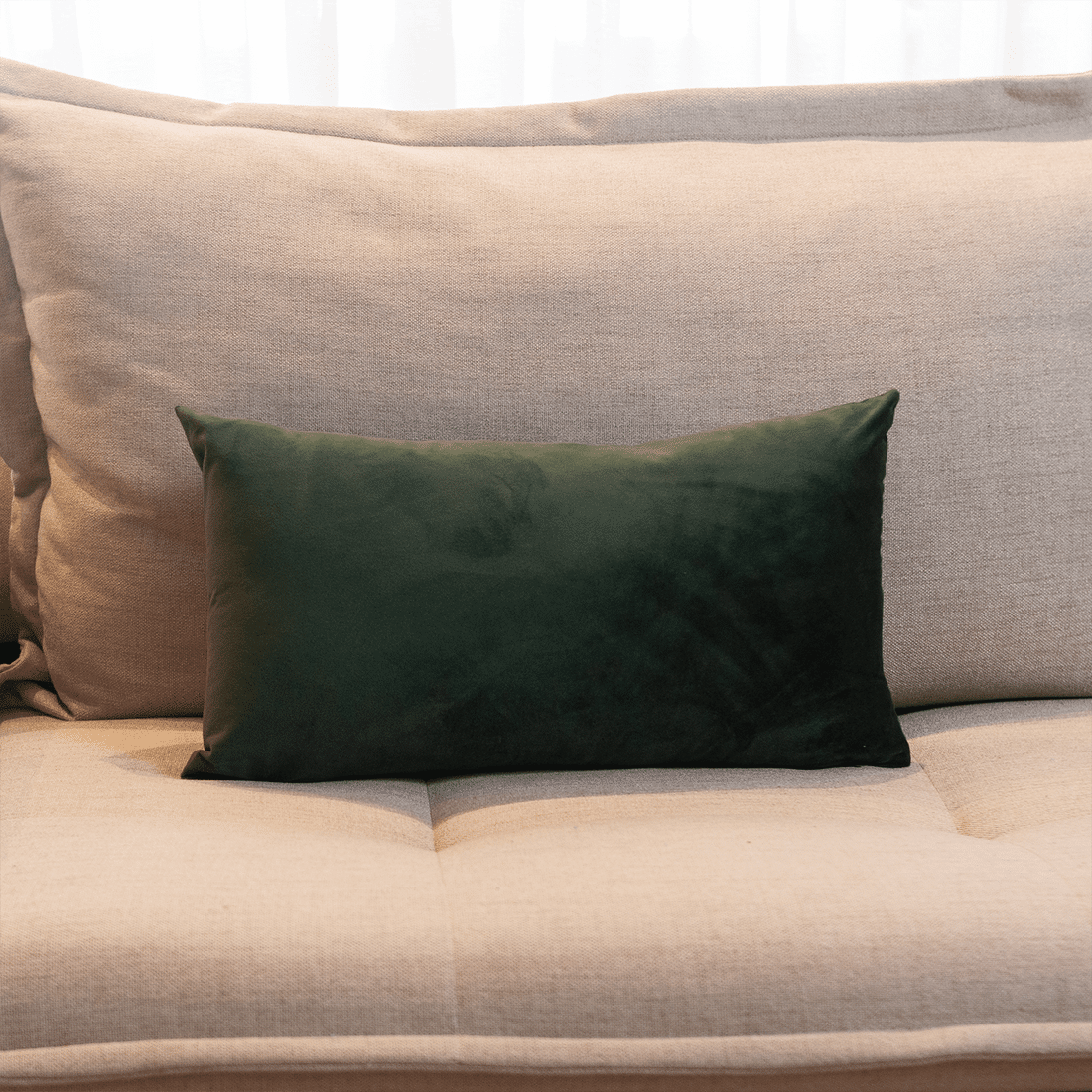 Capa de Almofada Veludo Premium Decorativa - Verde Musgo 30cm x 50cm