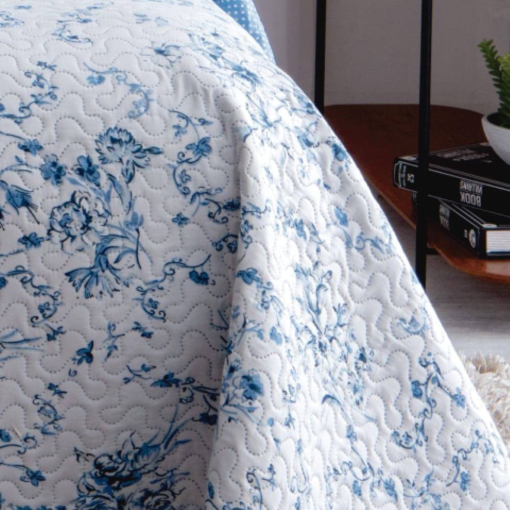 Kit  Cobre-leito Casal Bouti Microfibra Ultrasonic Estampada 2,20 x 2,40 m + 2 Porta-travesseiros - Catarina