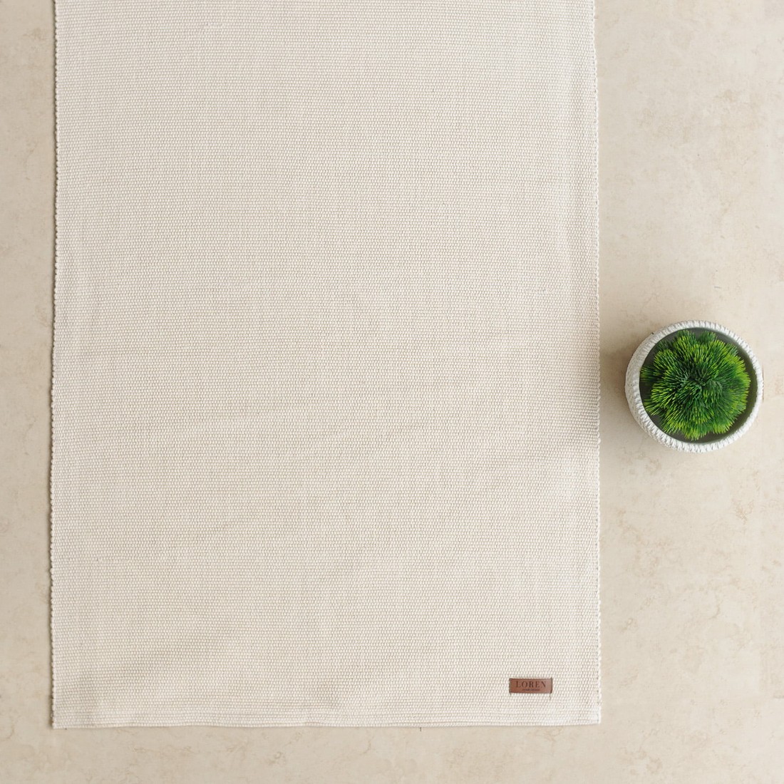 Tapete Passadeira Artesanal Trama Basic Liso Cru Passadeira 50x1,50 Tapete Passadeira Artesanal Trama Basic Liso Cru Passadeira 50x1,50