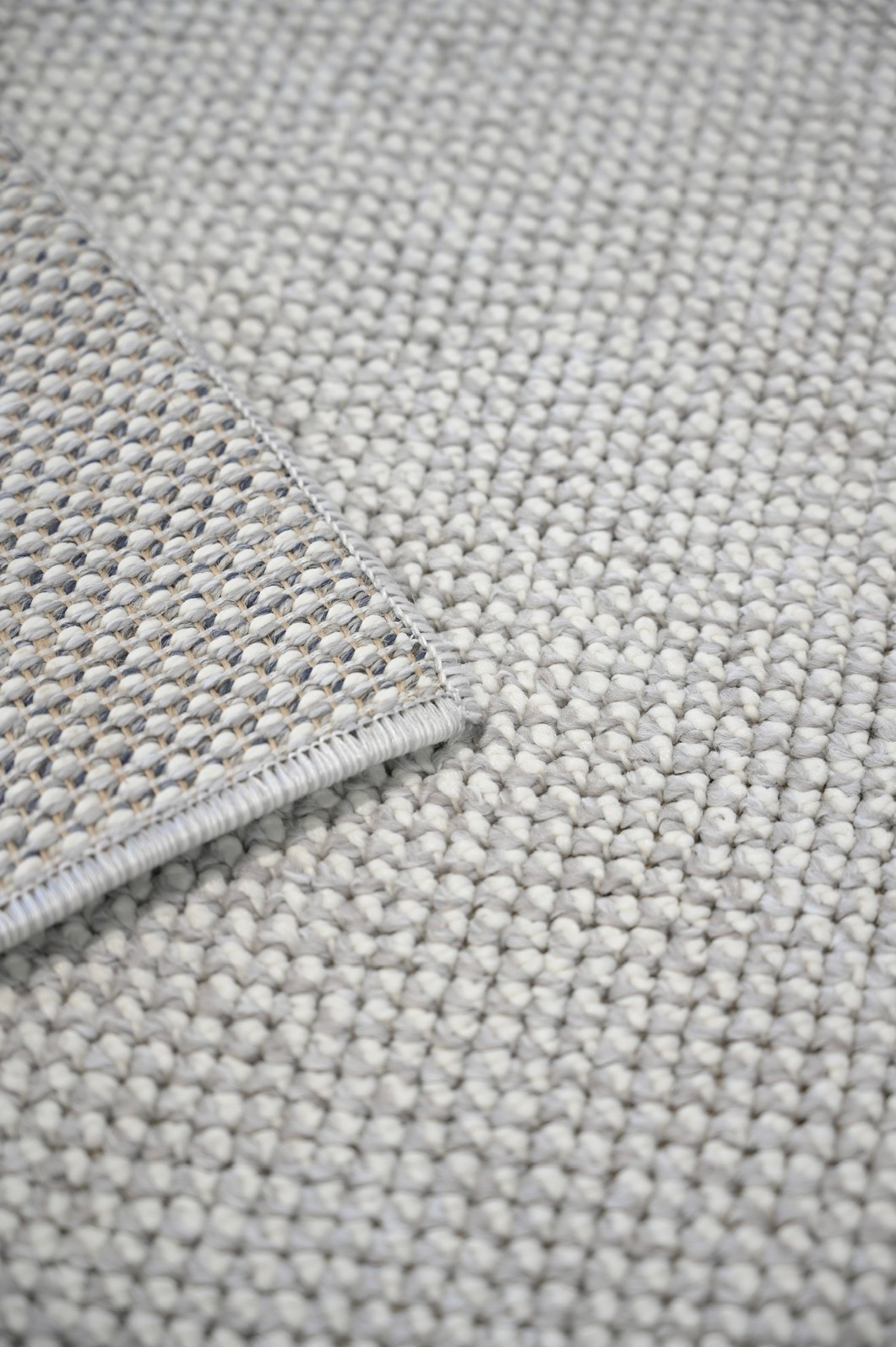 Tapete Sala Boucle Verano Prata - Sob Medida Tapete Sala Boucle Verano Prata - Sob Medida