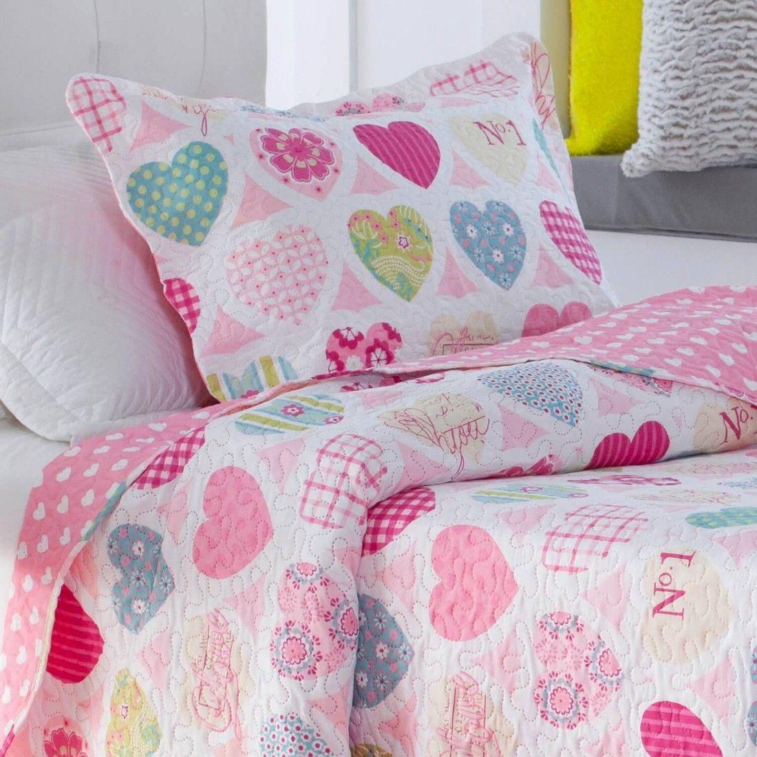 Kit 1 Cobre Leito Colcha Solteiro 2 Peças Bouti Matelassê Corações