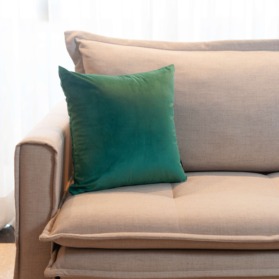Capa de Almofada Veludo Lisa 45cm x 45cm - Verde Capa de Almofada Veludo Lisa 45cm x 45cm - Verde
