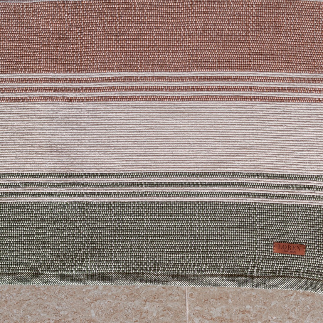 Tapete Artesanal Trama Basic de Sala Urban Listras Verde 200x200 Tapete Artesanal Trama Basic de Sala Urban Listras Verde 200x200