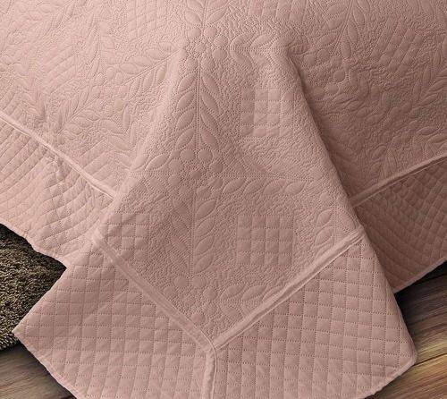 Kit 1 Colcha Queen Provence Microfibra Matelacê Ultrasonic + 2 Porta-Travesseiros 2,40 x 2,60m - Nude