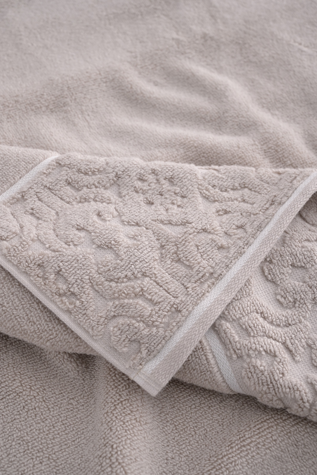 Toalha Banhão 500g Super Soft Zero Twist Arabesco 80cmx150m Bege Toalha Banhão 500g Super Soft Zero Twist Arabesco 80cmx150m Bege