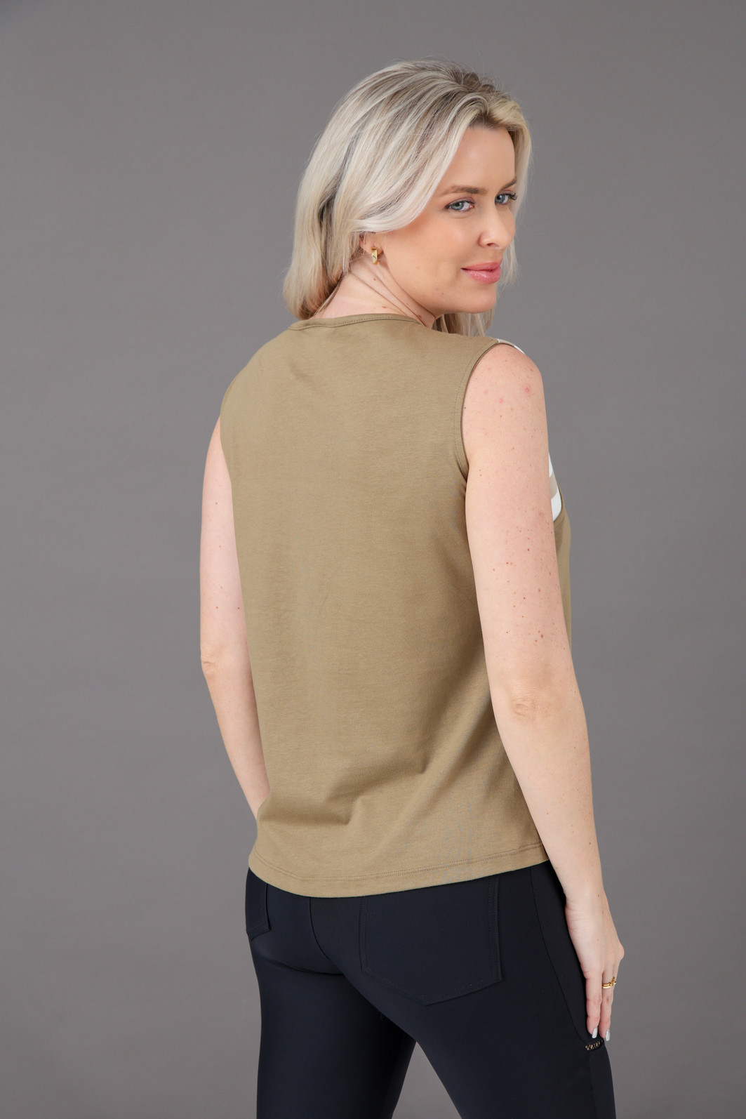 Blusa Feminina Transpassado Listrado Caqui Blusa Feminina Transpassado Listrado Caqui