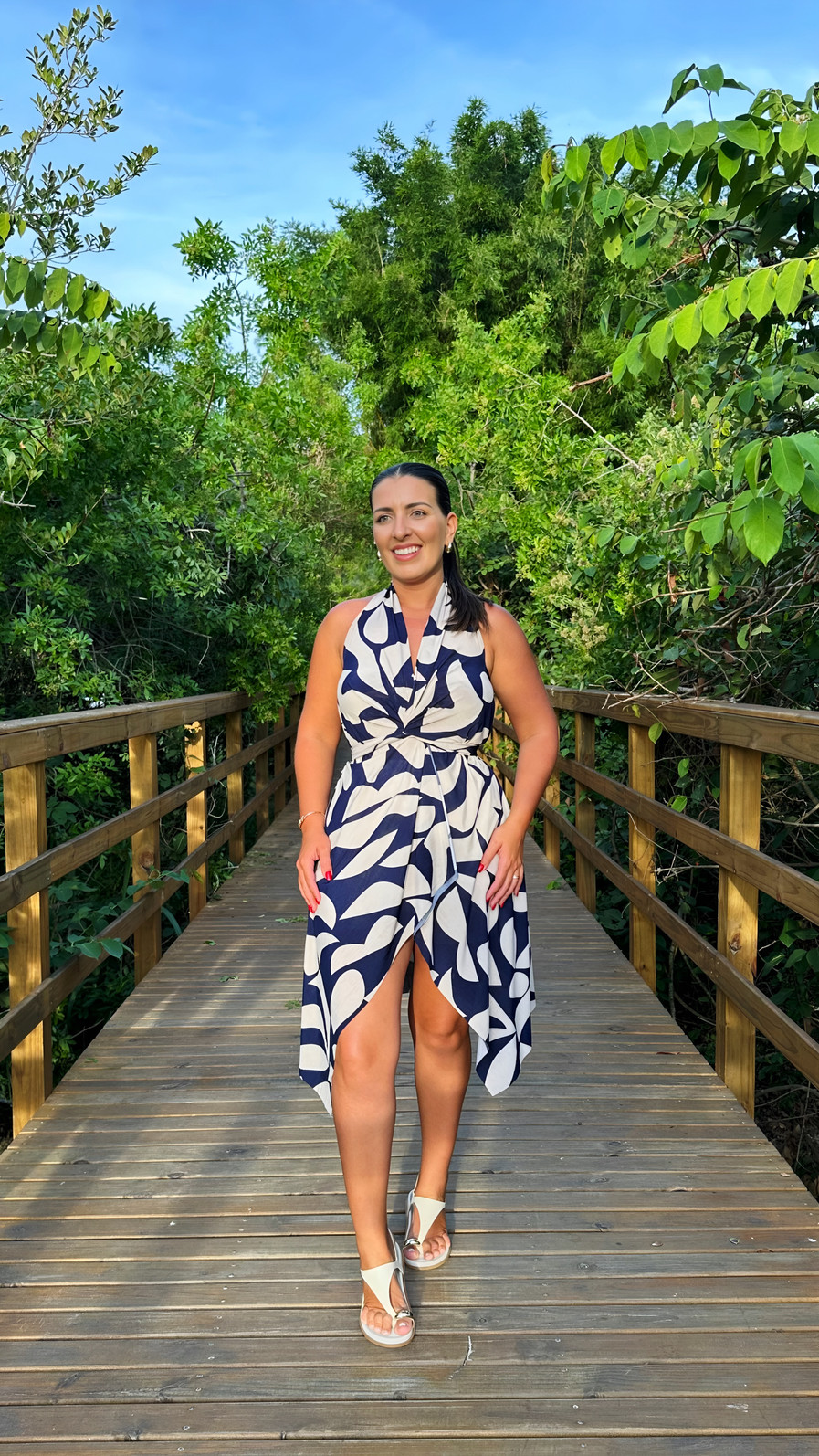 Saída 1001 formas curta sombra natural azul