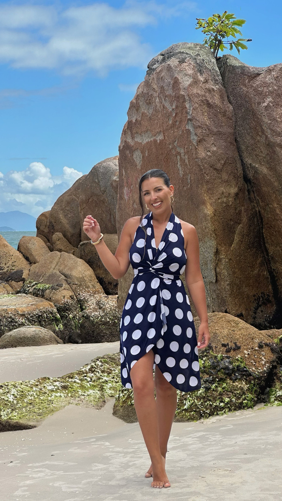 Conjunto saída 1001 formas curta poá azul