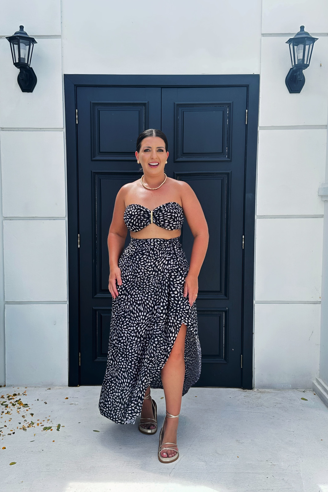 Conjunto saída 1001 formas longo & top Chuvisco preto Conjunto saída 1001 formas longo & top Chuvisco preto