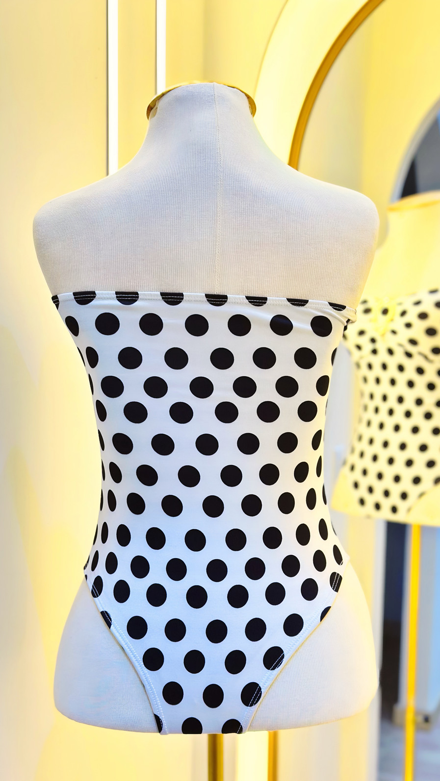 Maiô poá branco Maiô poá branco