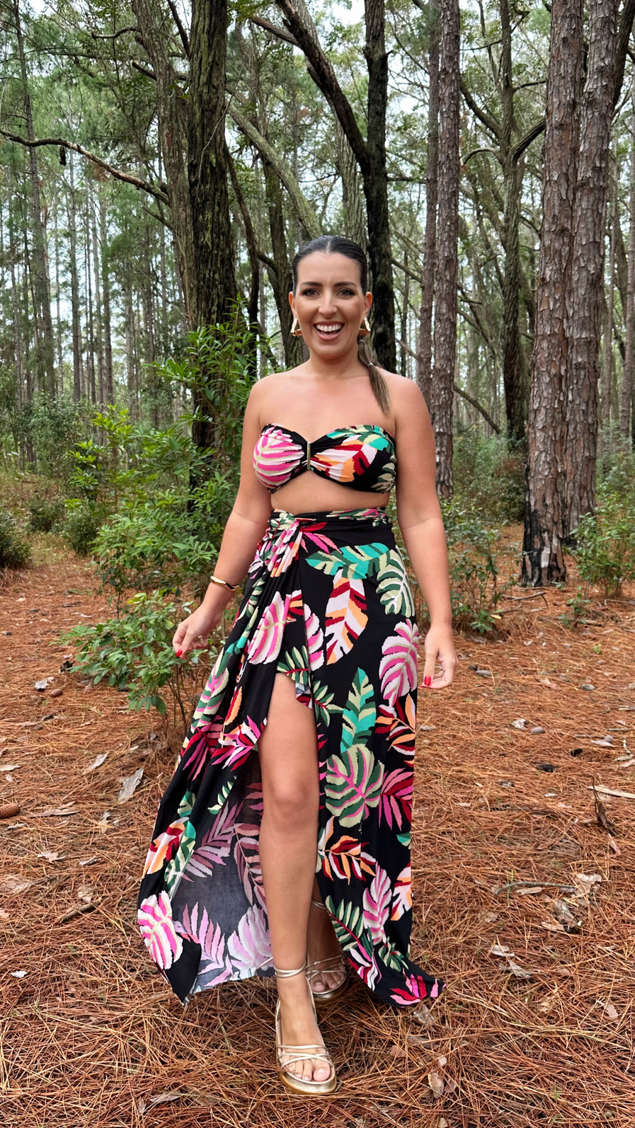 Conjunto saída 1001 formas longo & top florada preta Conjunto saída 1001 formas longo & top florada preta