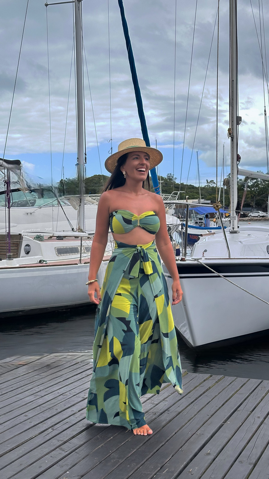 Conjunto calça macacão e top tropicália verde Conjunto calça macacão e top tropicália verde