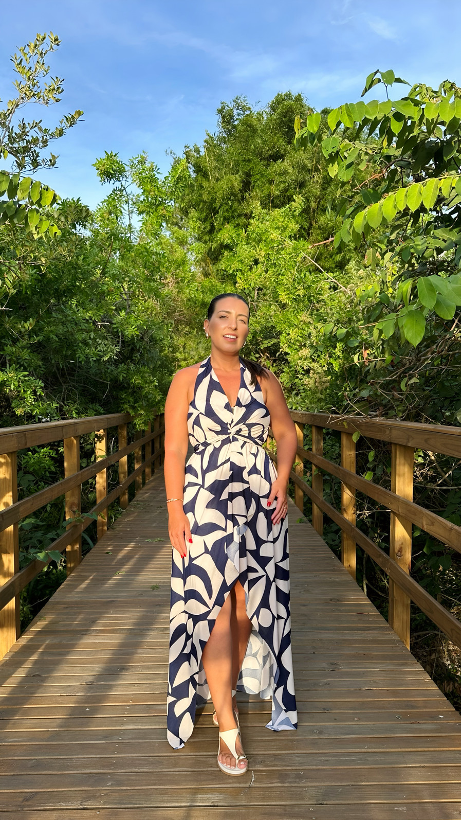 Conjunto saída 1001 formas longo & top sombra natural azul Conjunto saída 1001 formas longo & top sombra natural azul