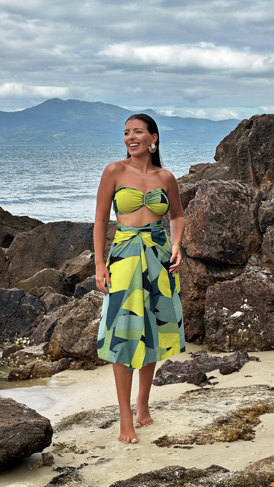 conjunto saída 1001 formas curta tropicália verde