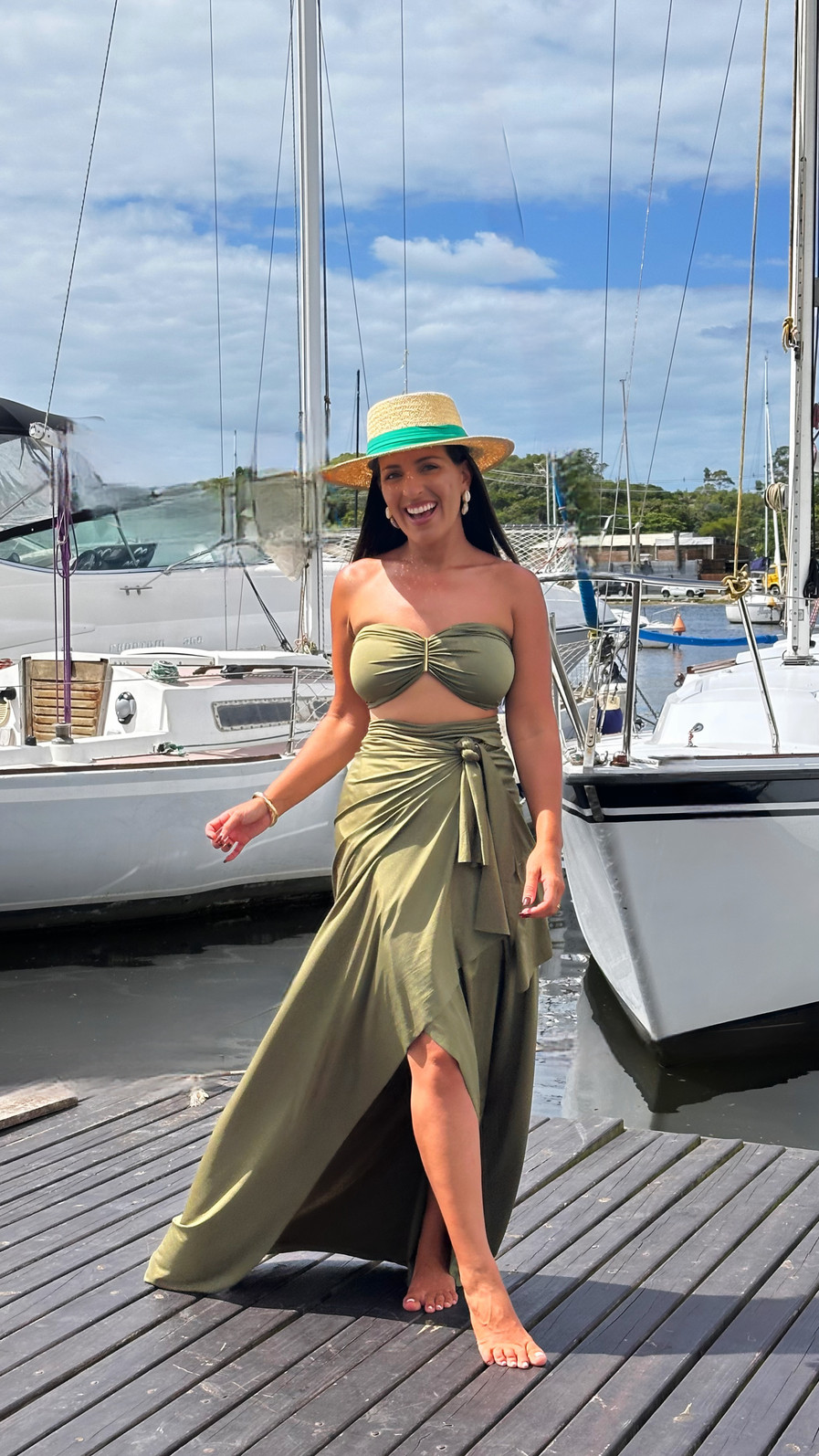 Conjunto saída 1001 formas longa & top verde militar Conjunto saída 1001 formas longa & top verde militar