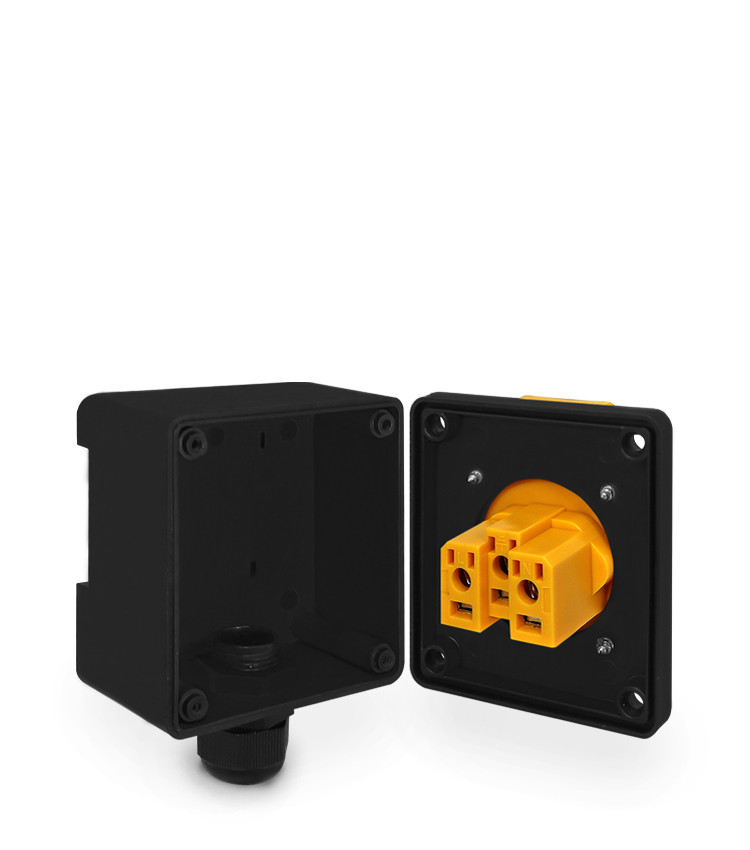 Tomada Amarela c/ Tampa e Caixa Preta 2p+t 10A e 20a Padrão Brasileiro Trilho Din