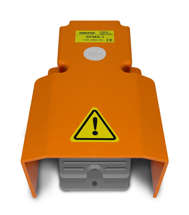 Pedaleira Metálica com Capa Proteção Lateral e Superior com 1 Contato Reversível - SFMS1