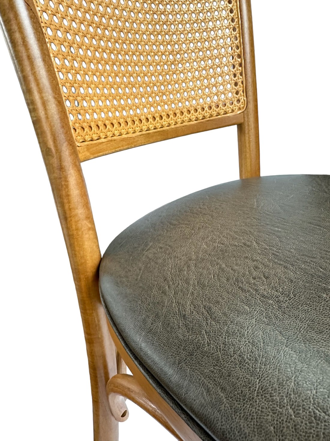 Cadeira Luxemburgo Cor Mel Assento Estofado Courissimo Rato Cadeira Luxemburgo Cor Mel Assento Estofado Courissimo Rato