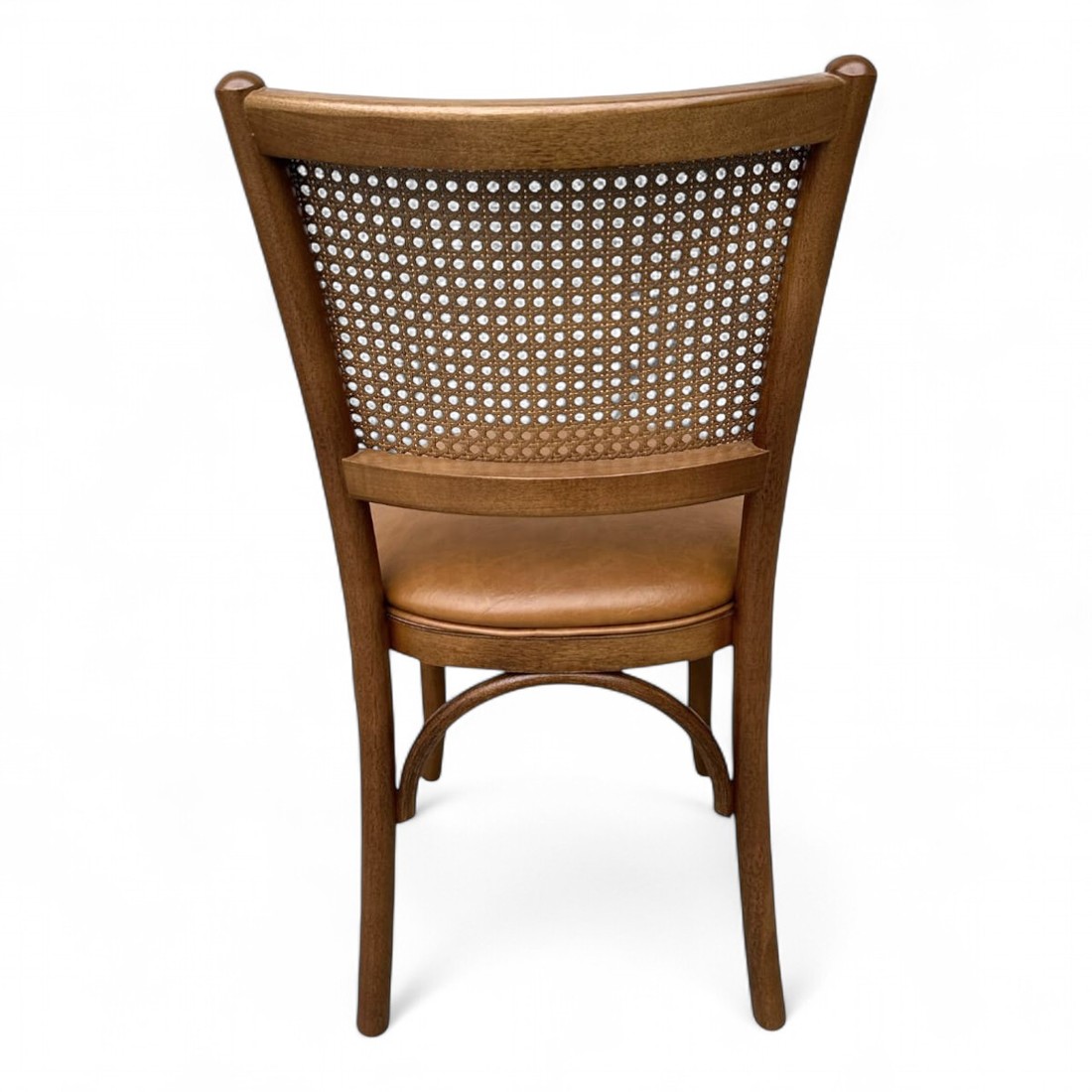 Cadeira Luxemburgo Cor Castanho Assento Estofado Itapema Camel