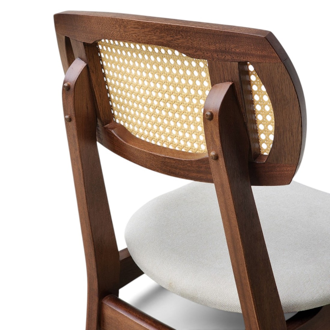 Cadeira de Jantar Verona no Imbuia Glaze Encosto Rattan Linho offwhite Cadeira de Jantar Verona no Imbuia Glaze Encosto Rattan Linho offwhite
