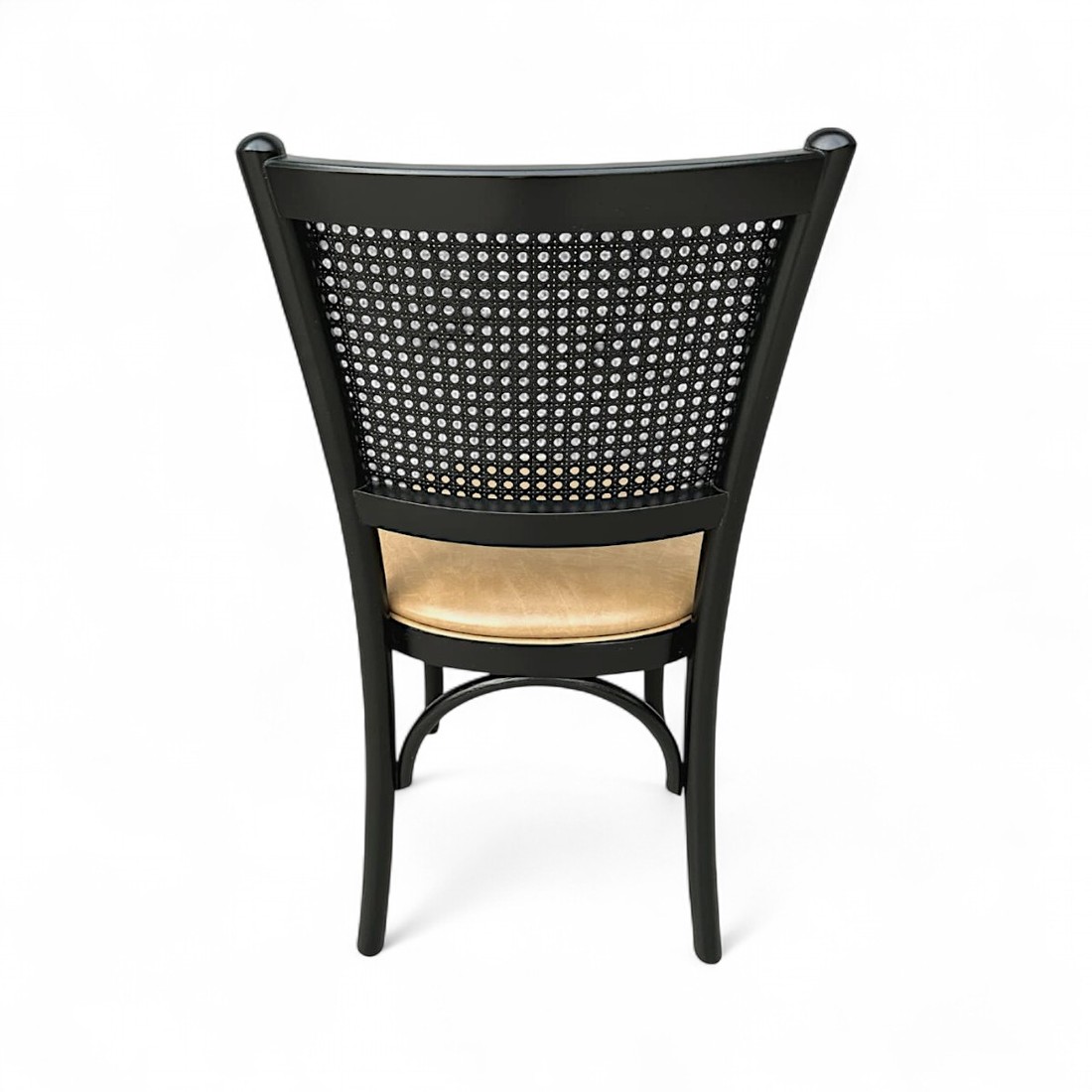 Cadeira Luxemburgo Cor Preta Assento Estofado Itapema Bege Cadeira Luxemburgo Cor Preta Assento Estofado Itapema Bege