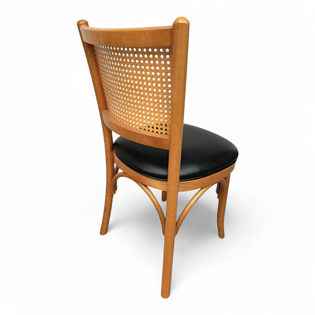 Cadeira Luxemburgo Cor Mel Assento Estofado Courissimo Preto Cadeira Luxemburgo Cor Mel Assento Estofado Courissimo Preto