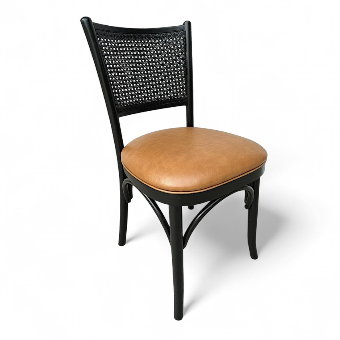 Cadeira Luxemburgo Cor Preta Assento Estofado Itapema Camel