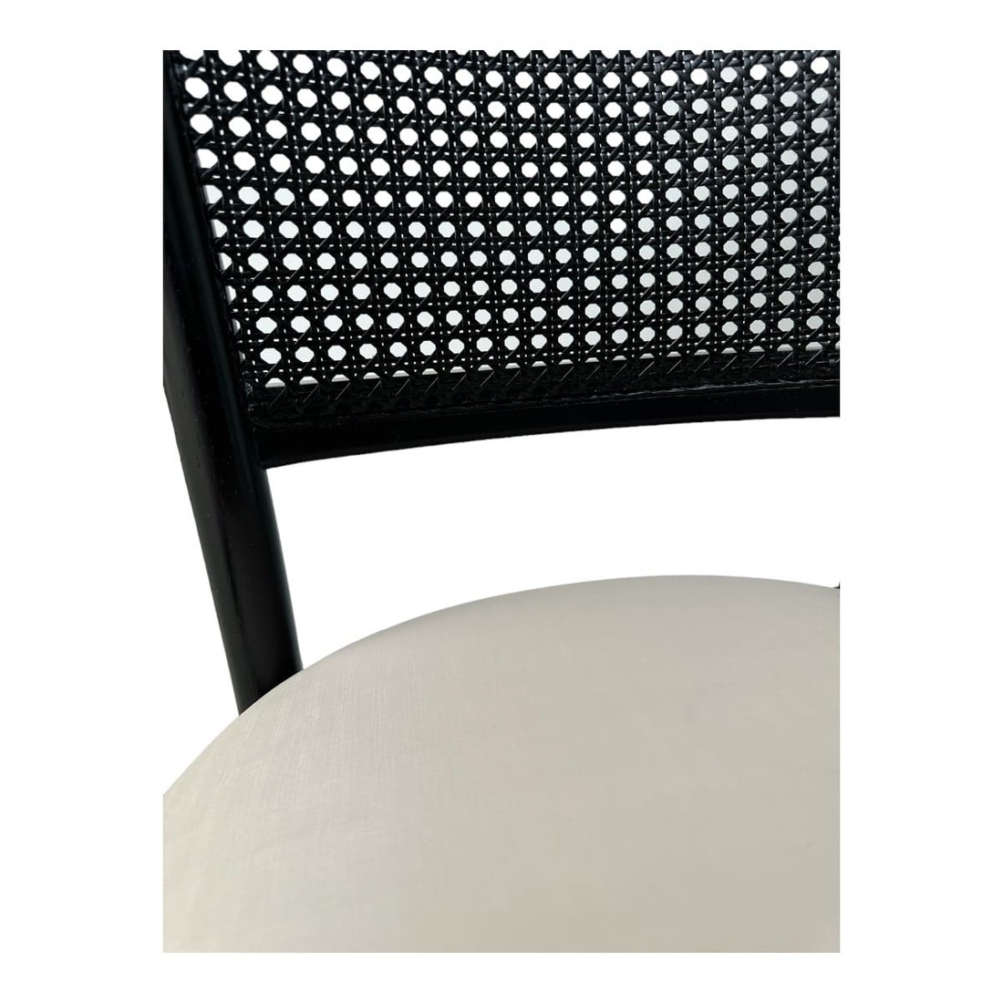 Cadeira Luxemburgo Cor Preta Assento Estofado Facto Fendi