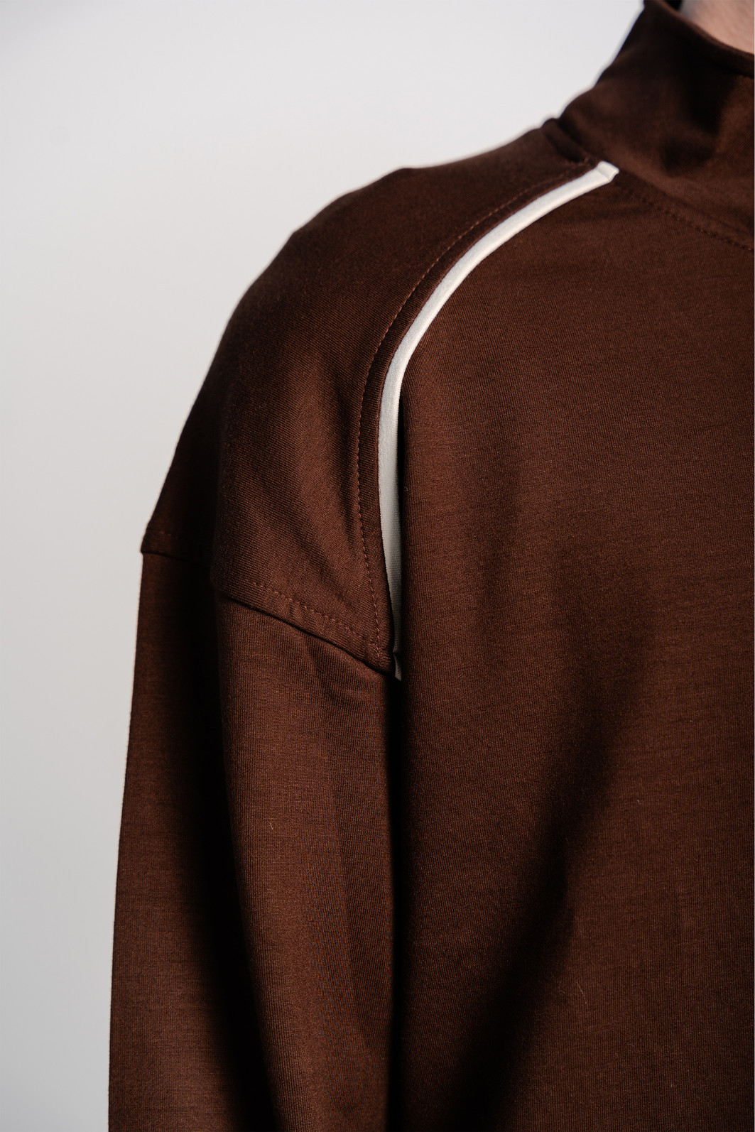 CASACO HALFZIP SPORT CHIC MARROM Focca Hype