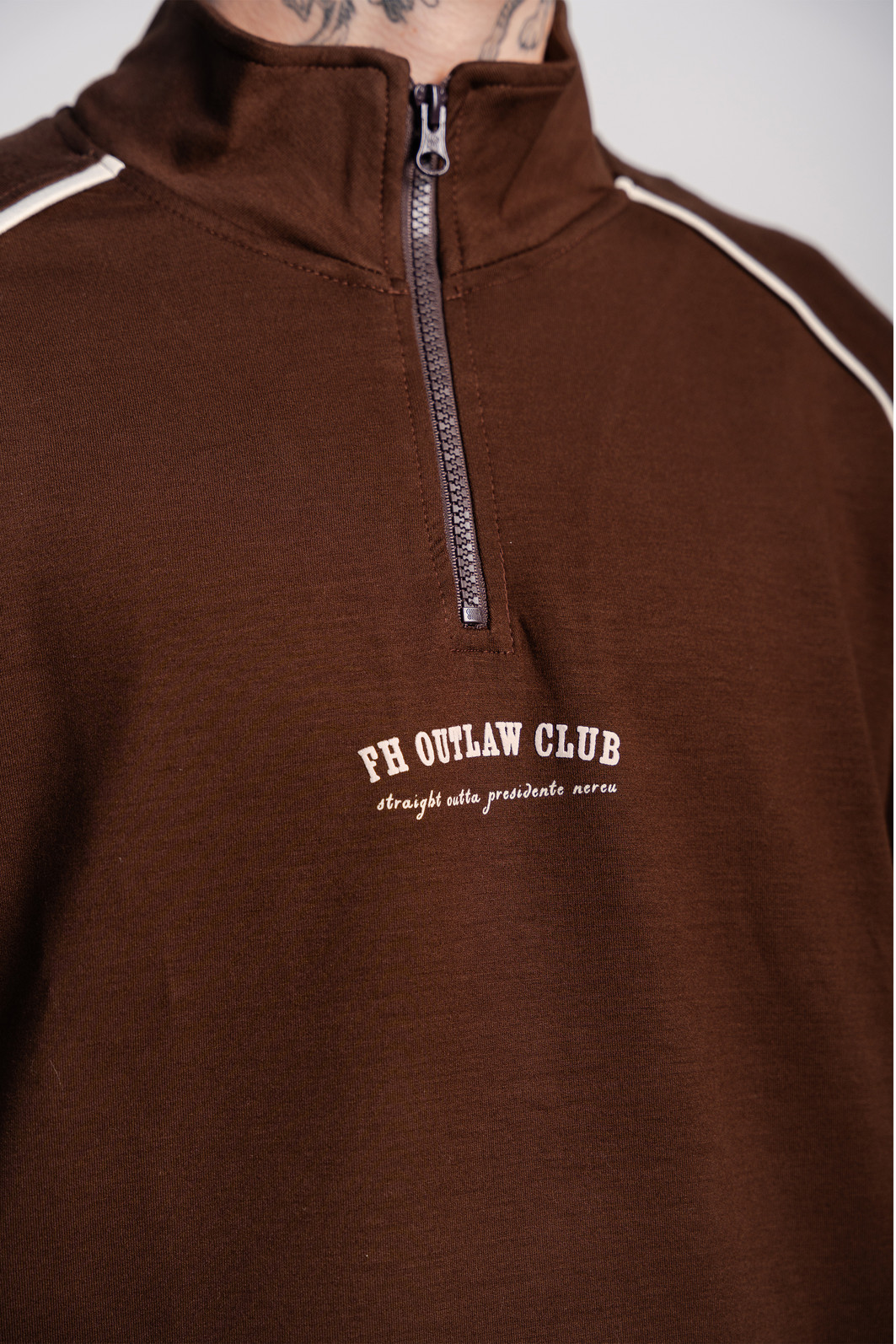 CASACO HALFZIP SPORT CHIC MARROM Focca Hype