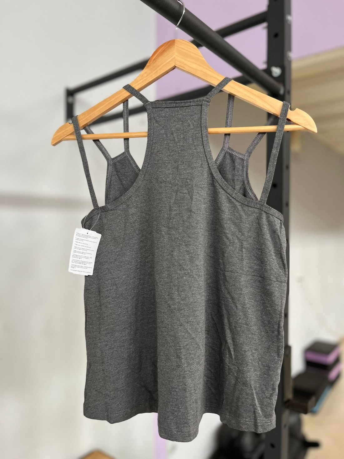 regata alcinha cinza regata alcinha cinza