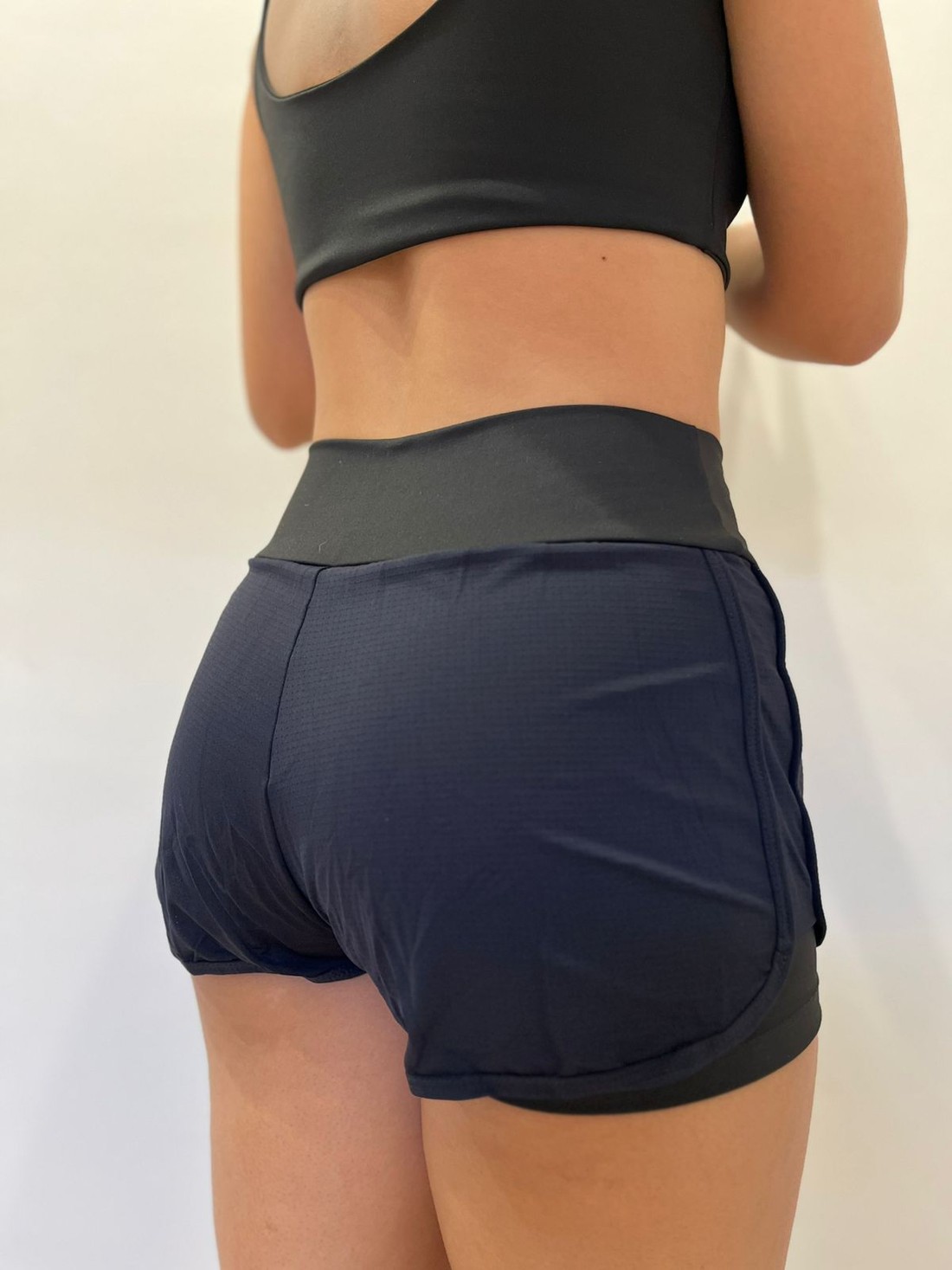 shorts duplo preto