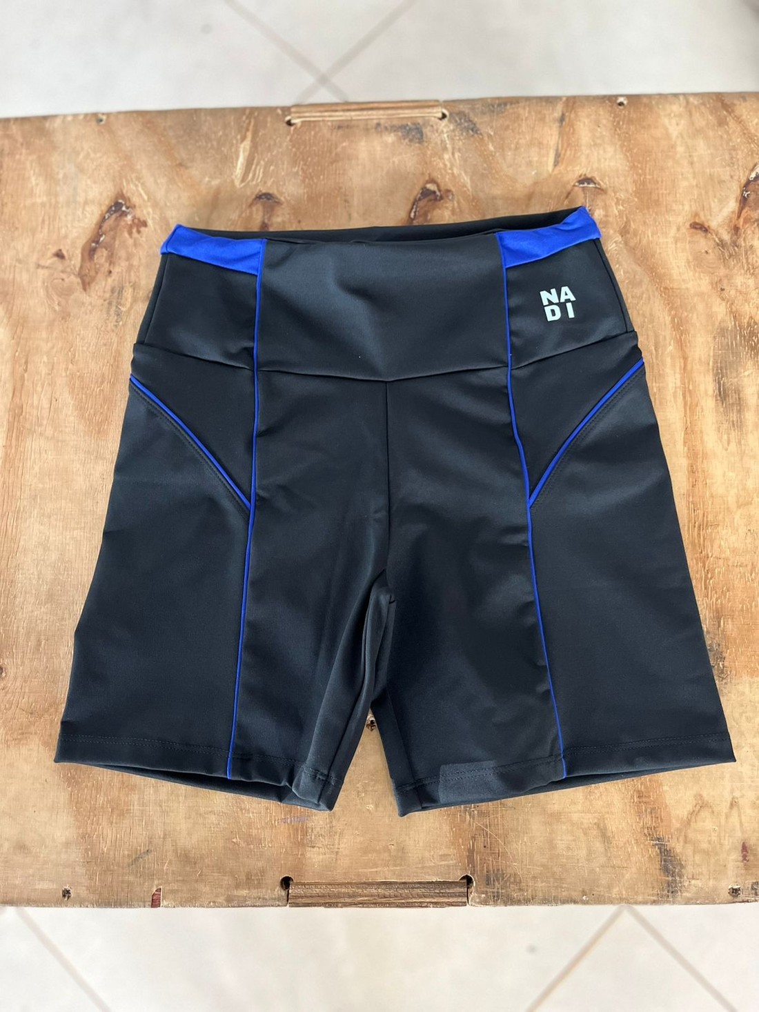 bermuda filete azul royal bermuda filete azul royal