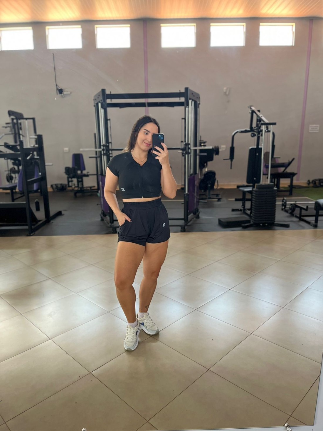 shorts duplo com bolso preto shorts duplo com bolso preto